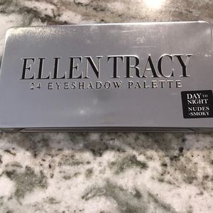 Ellen Tracy 24 Eyeshadow Palette